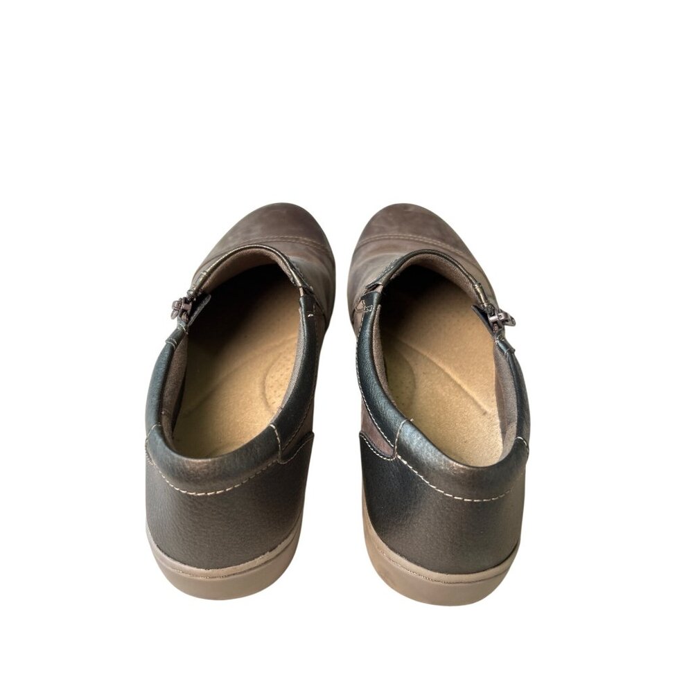 Clarks Brown Leather Slip-On Shoes Women's 9 Side Zip Cushioned Insoles Sneakers - Picture 9 of 16